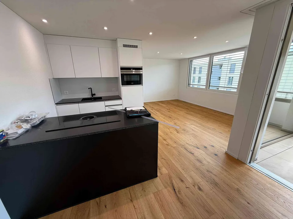 schöne Neubau 2.5 Zimmer-Wohnung