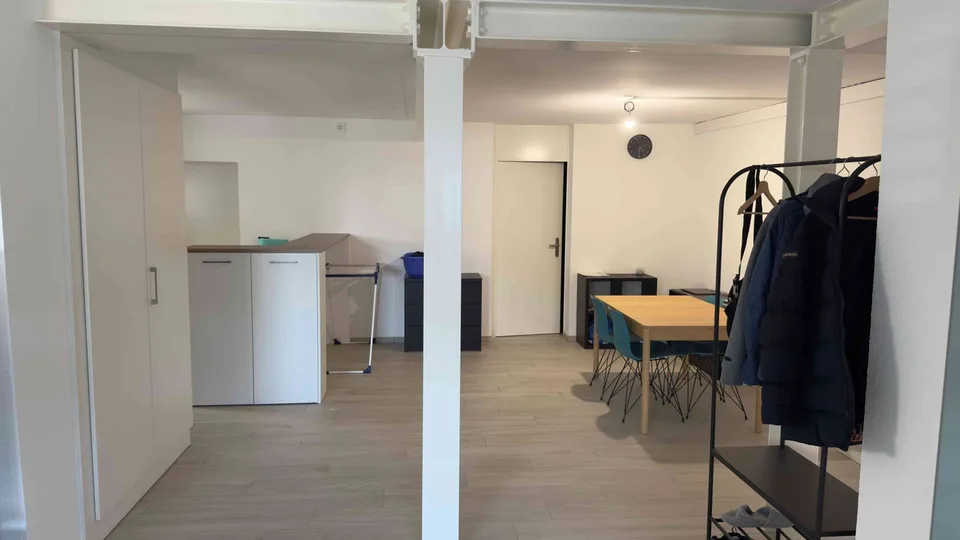 Studio 1,5 pièce d’environ 61 m² à Chézard