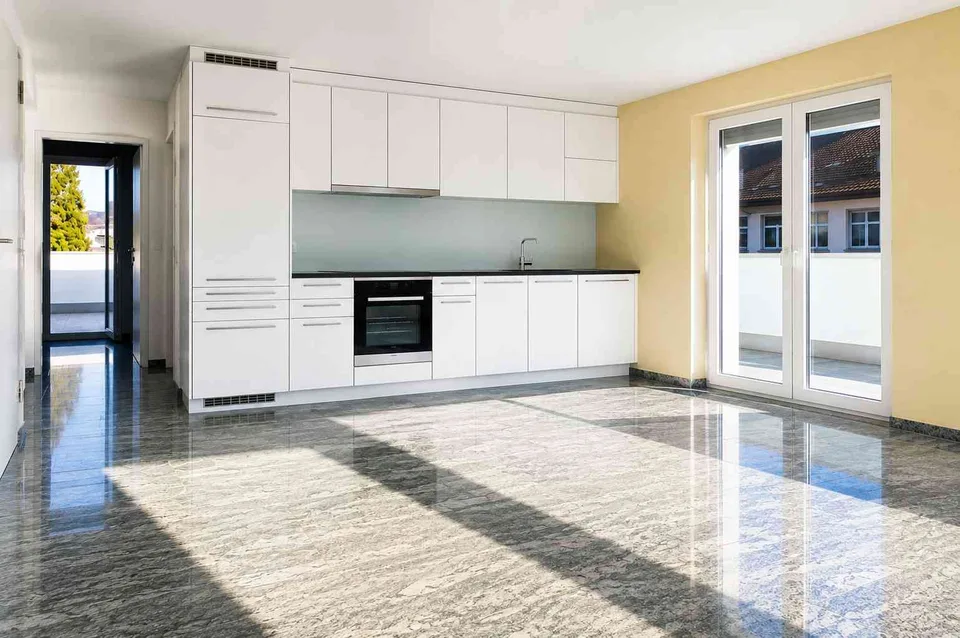Exklusive 3.5-Zimmer-Attikawohnung mit 120 m² Dachterrasse