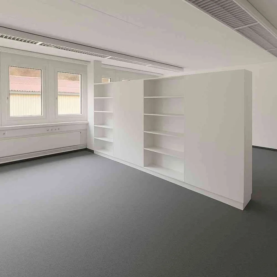 Modernes Büro / Gewerberaum (37 m²) in Fällanden