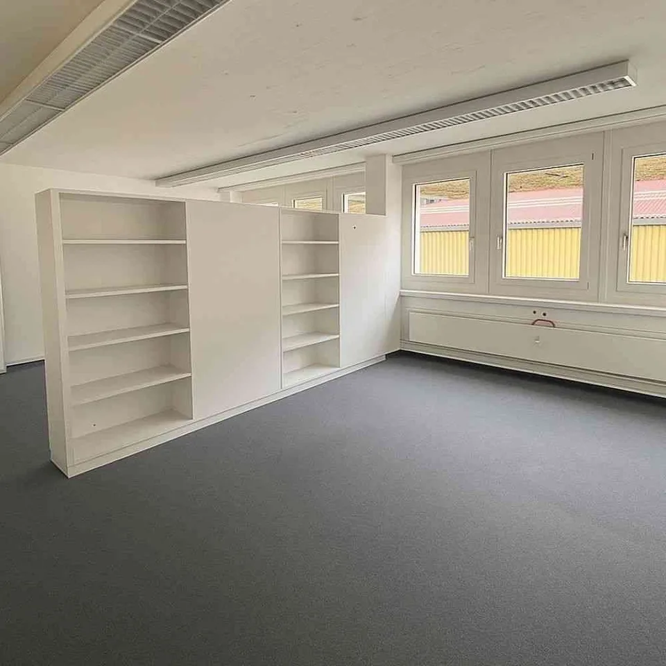 Modernes Büro / Gewerberaum (37 m²) in Fällanden