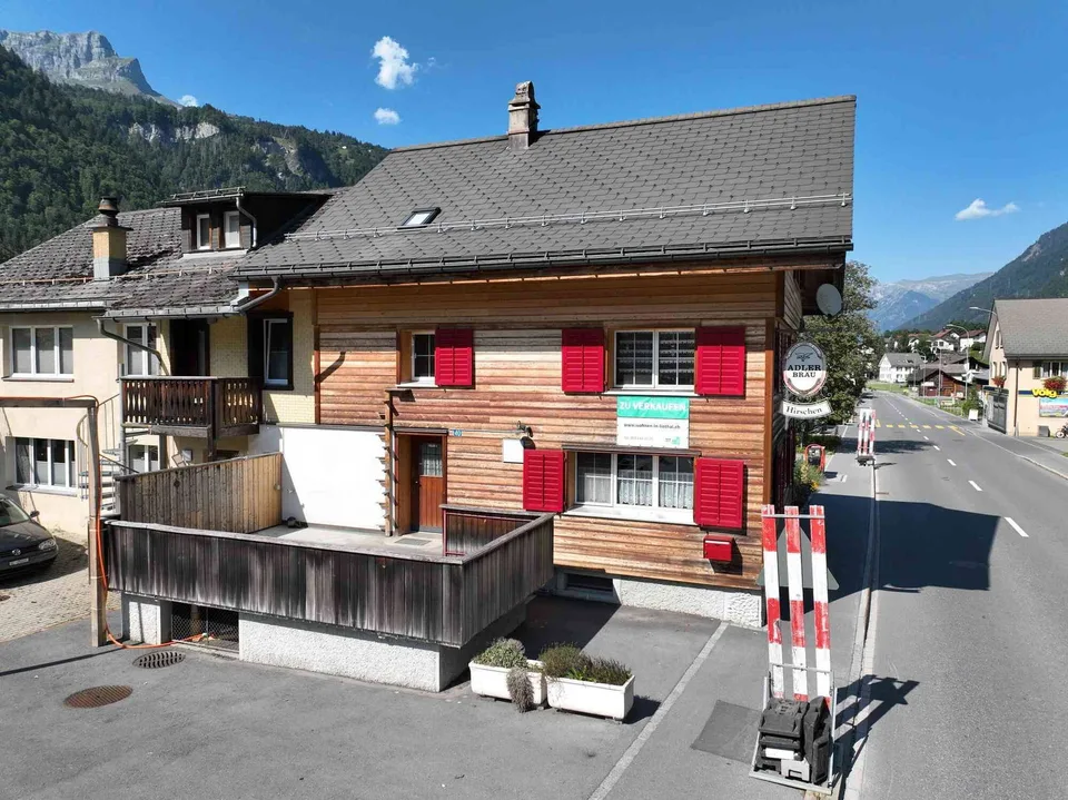 Charmantes 6.5-Zimmer-Einfamilienhaus (ehemaliges Restaurant) – photo 2 sur 22