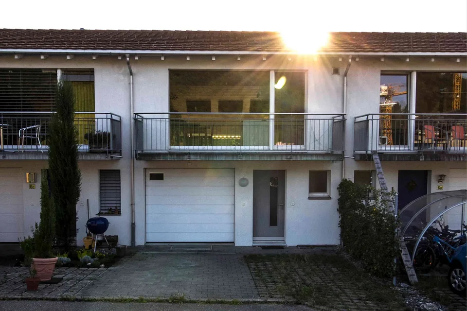 Architektonisches Highlight: Stilvolles 5.5-Zi-RMH in Bertschikon