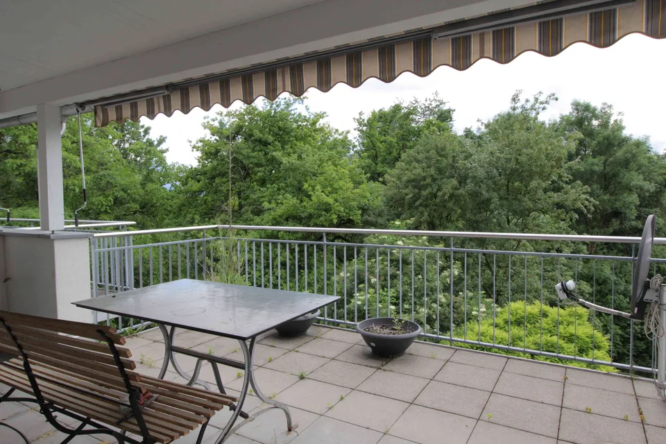 Architektonisches Highlight: Stilvolles 5.5-Zi-RMH in Bertschikon