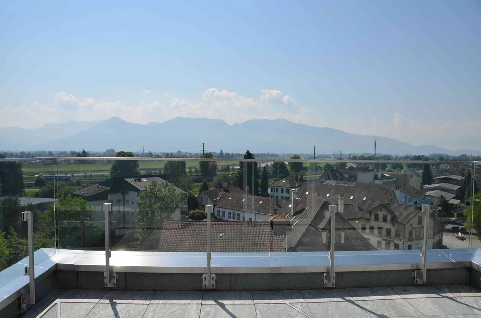 Edel ausgebaute Wohnung mit Weitblick