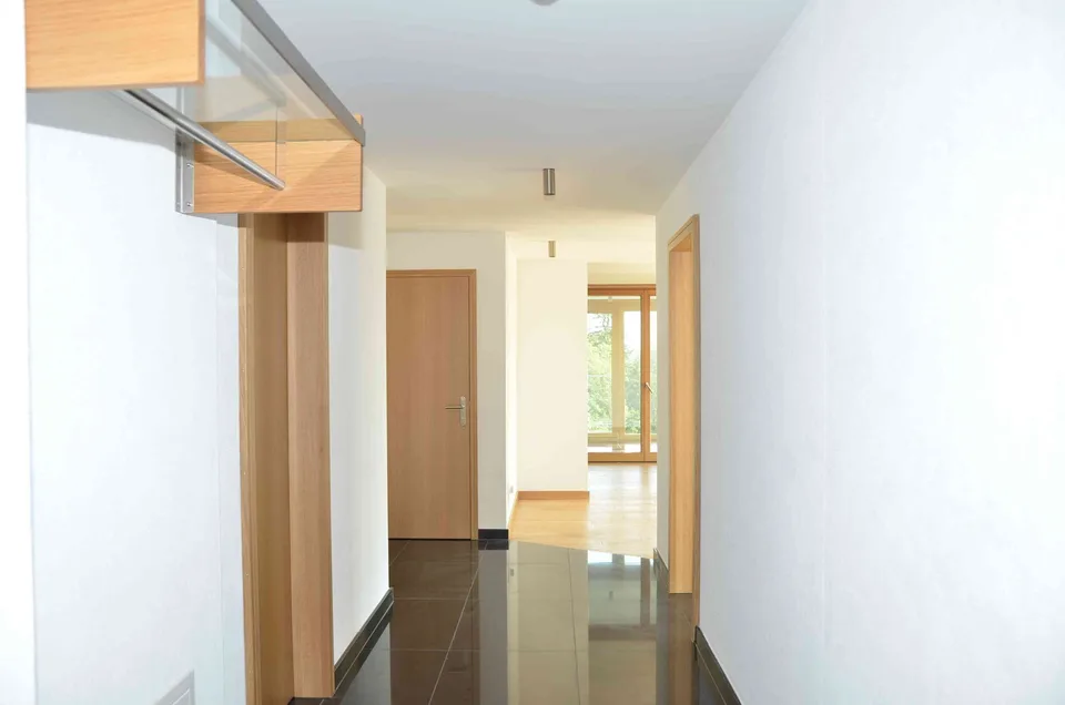 Edel ausgebaute Wohnung mit Weitblick