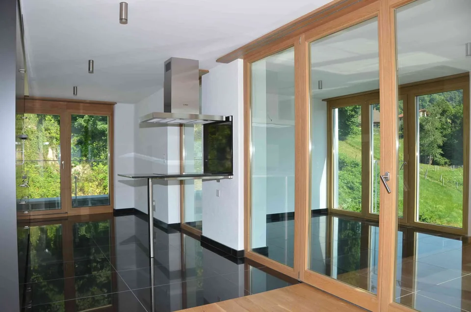 Edel ausgebaute Wohnung mit Weitblick