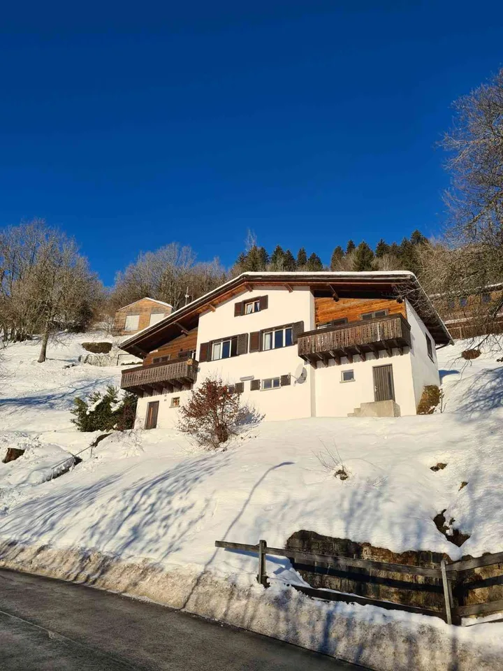 Gemütliches, freistehendes 4½-Zimmer-Chalet