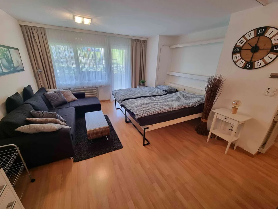 2-Zimmer-Ferienwohnung Unterbäch, modern, Balkon, direkt am Skilift
