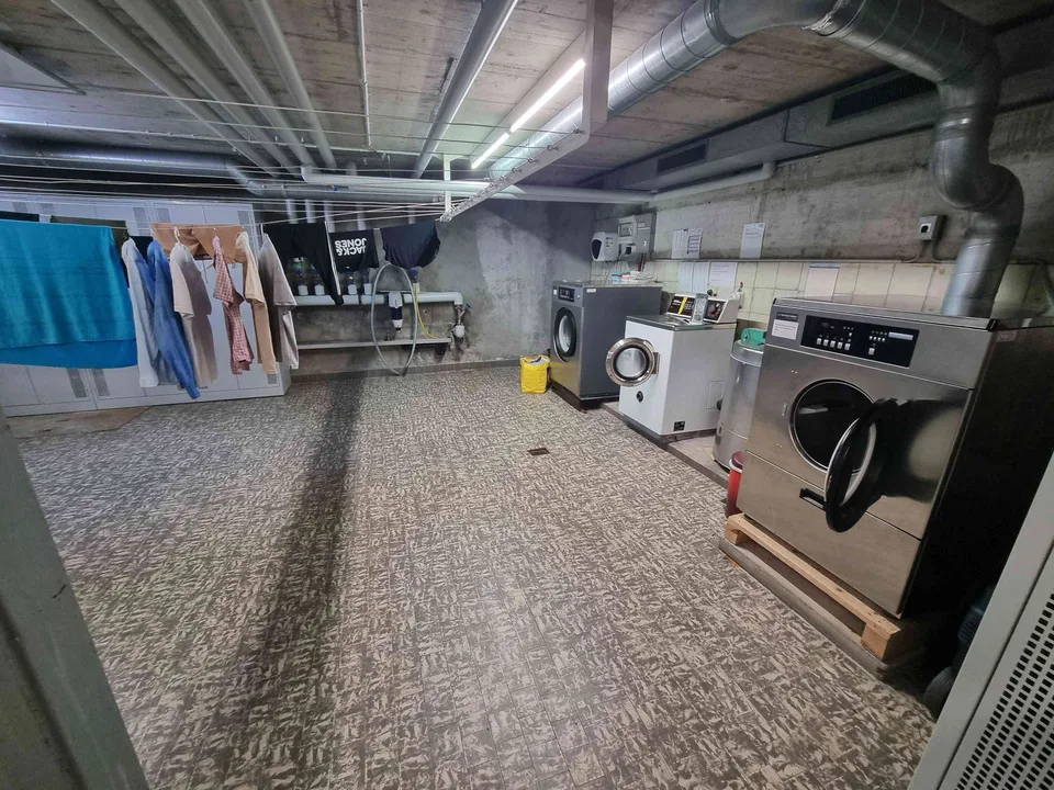 2-Zimmer-Ferienwohnung Unterbäch, modern, Balkon, direkt am Skilift