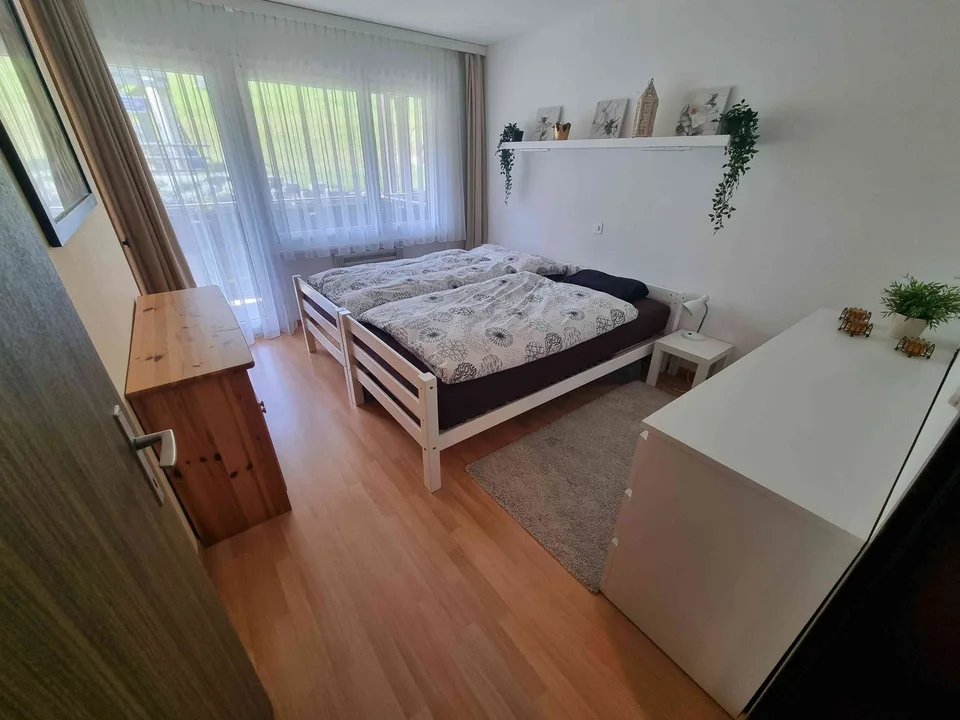 2-Zimmer-Ferienwohnung Unterbäch, modern, Balkon, direkt am Skilift