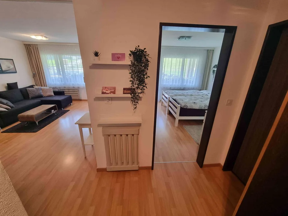2-Zimmer-Ferienwohnung Unterbäch, modern, Balkon, direkt am Skilift