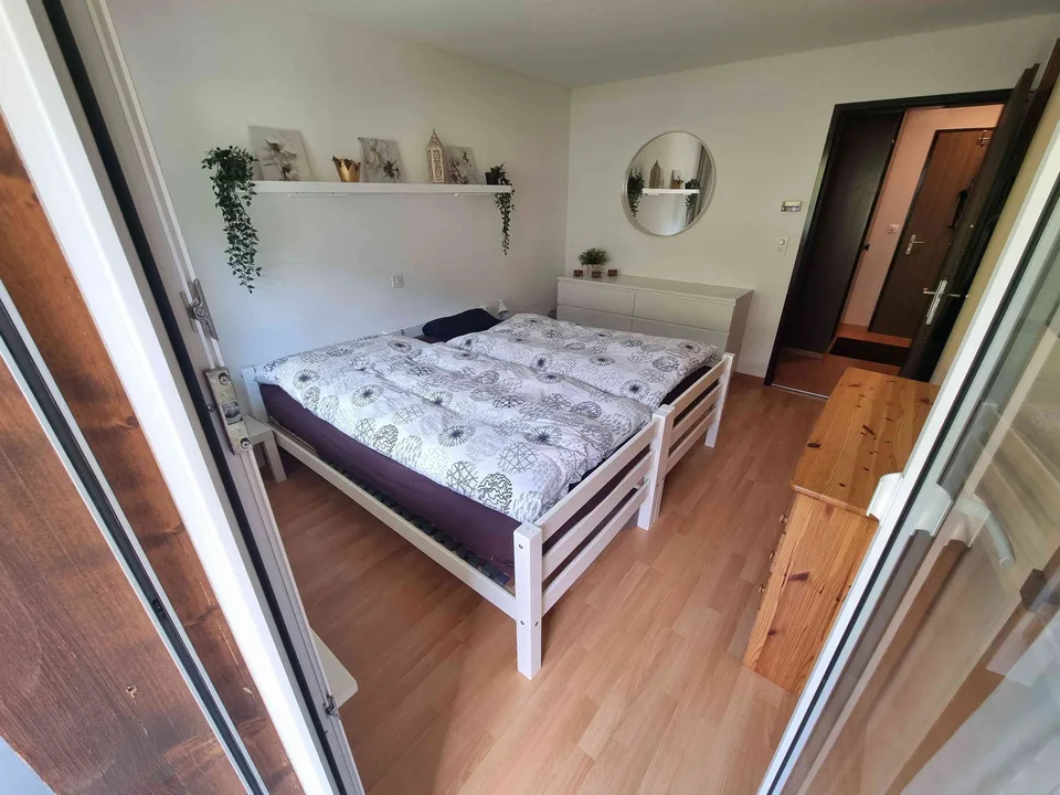 2-Zimmer-Ferienwohnung Unterbäch, modern, Balkon, direkt am Skilift