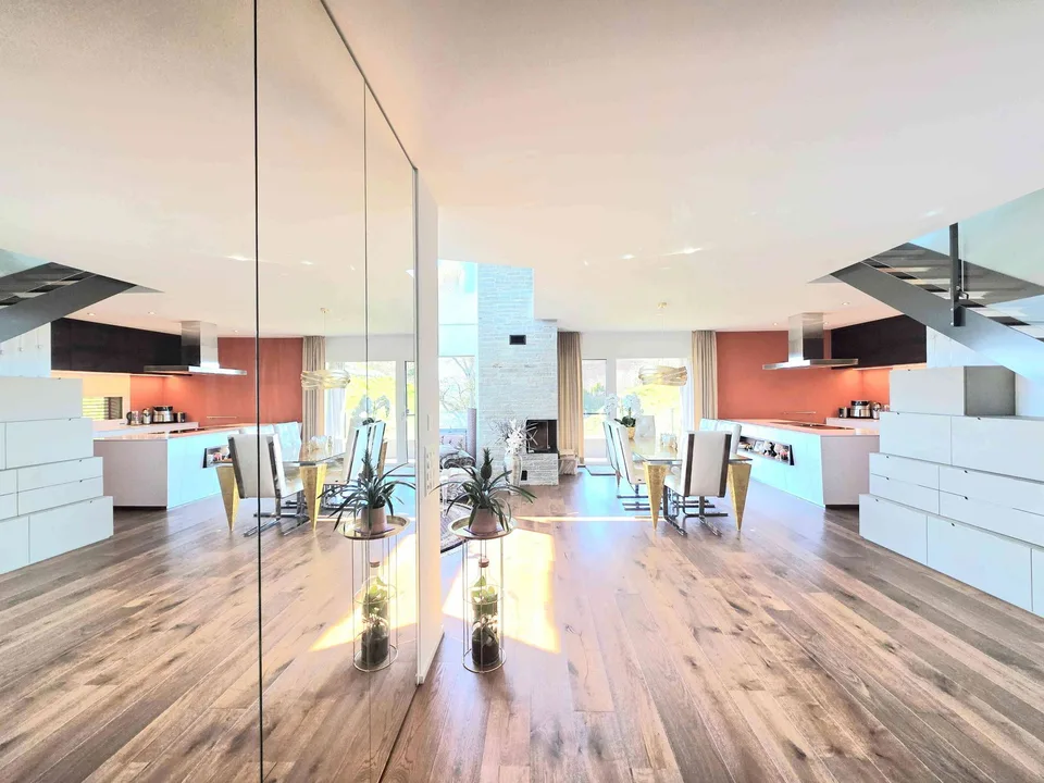 Hochwertige Maisonette-Attika mit fantastischer Aussicht