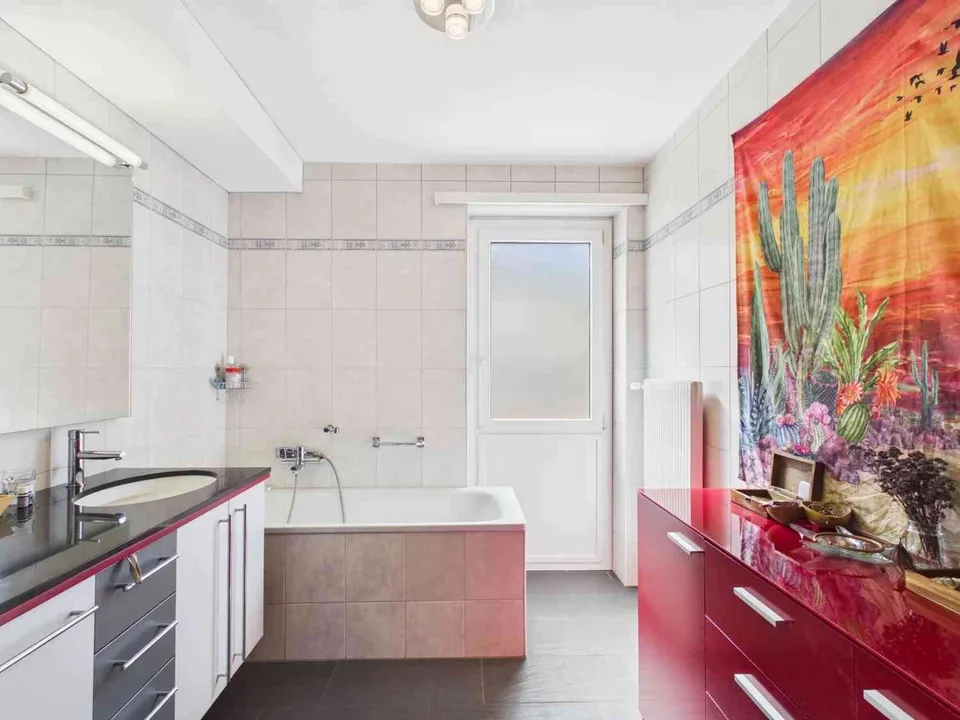 Urban leben in Visp – Moderne 3.5-Zimmerwohnung mit Charme