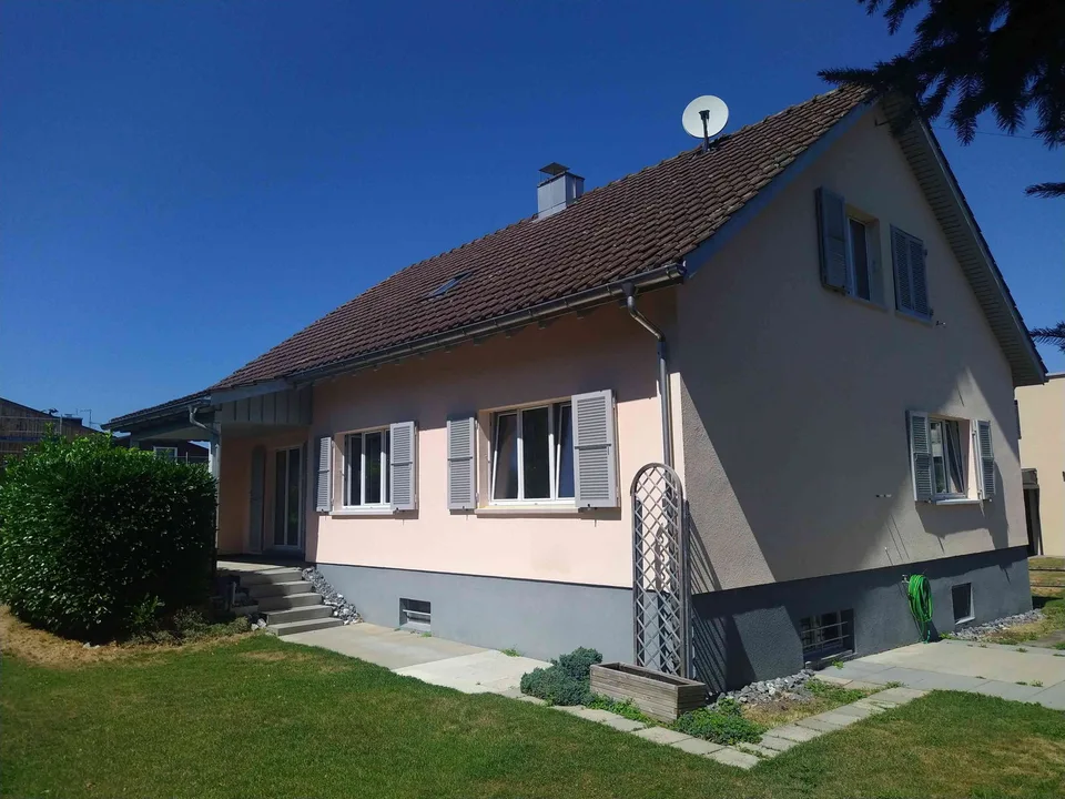 6 1/2 Zimmer Einfamilienhaus mit Garten