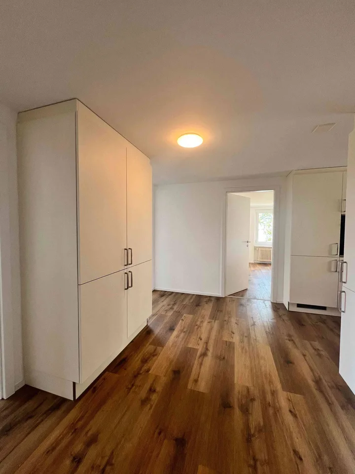 Schöne und sonnige 3.5-Zimmer-Wohnung an guter Lage