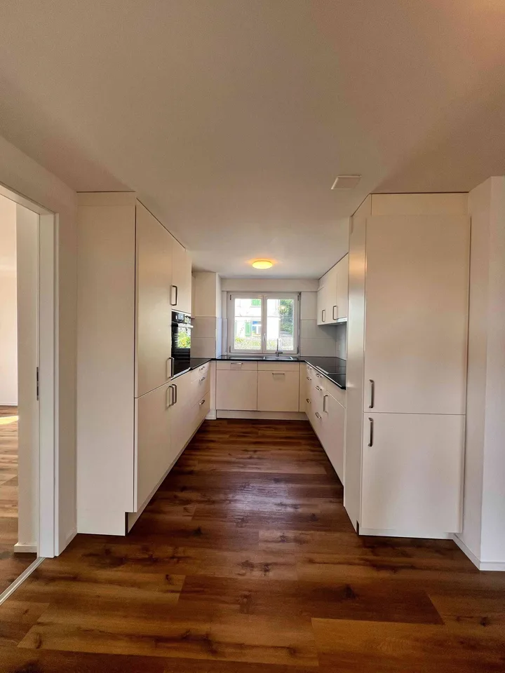 Schöne und sonnige 3.5-Zimmer-Wohnung an guter Lage