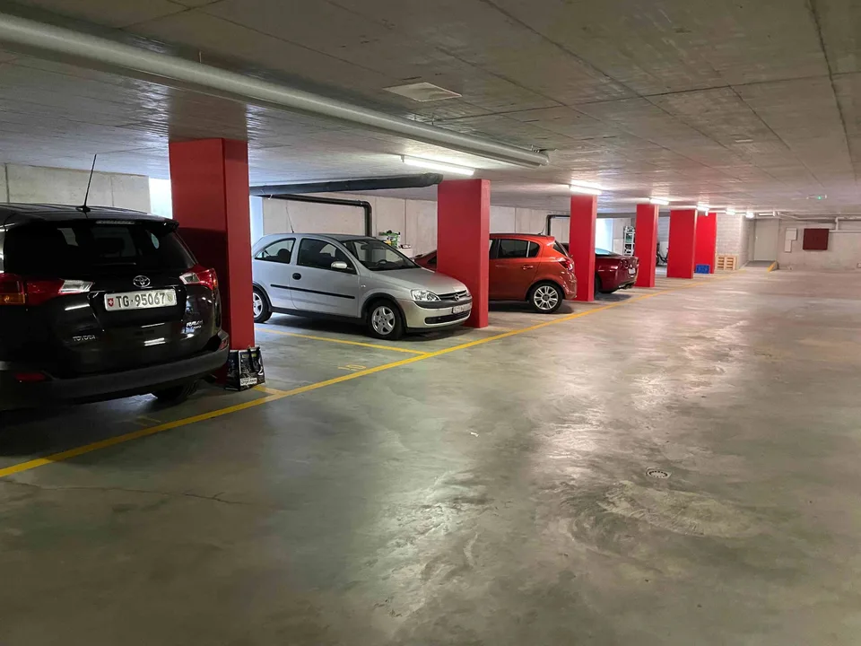 Einstellplatz per sofort zu vermieten