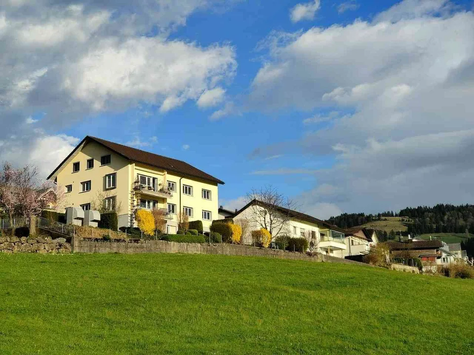 5.5-Zimmerwohnung in Rieden SG zu vermieten