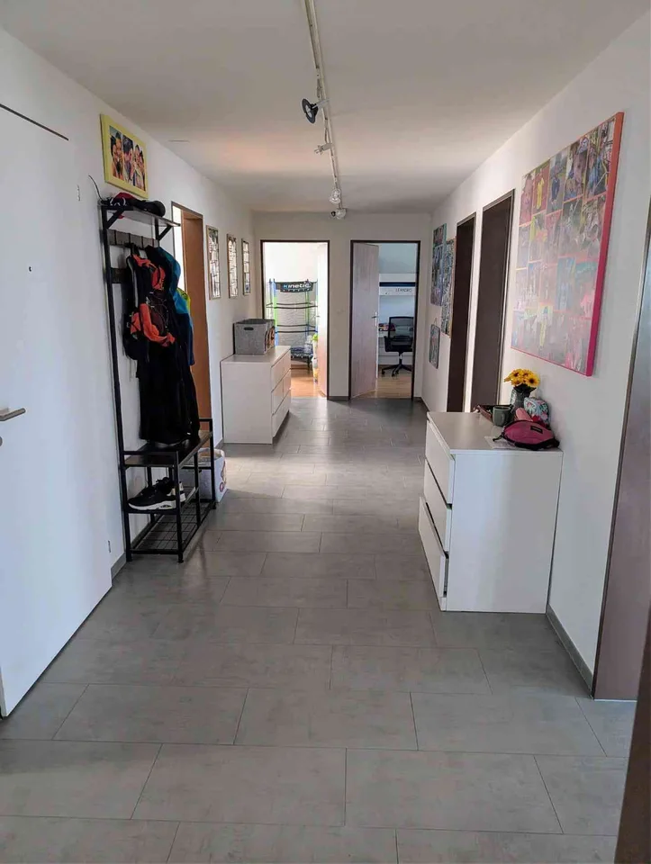 5.5-Zimmerwohnung in Rieden SG zu vermieten