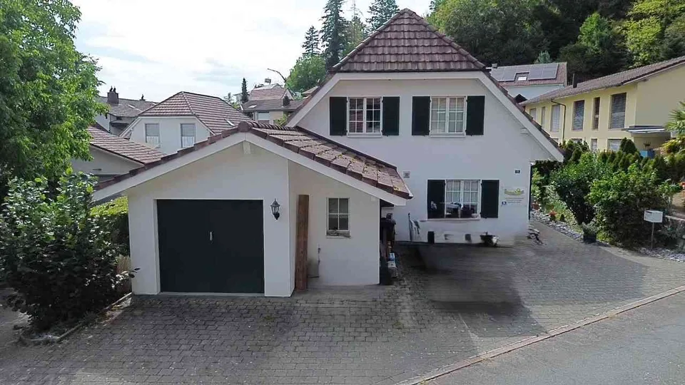 Wunderschönes Einfamilienhaus an ruhiger Lage mit Potential