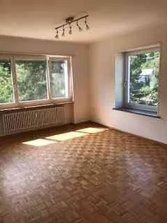 Schöne 3,5 Zimmerwohnung mit Balkon zu vermieten