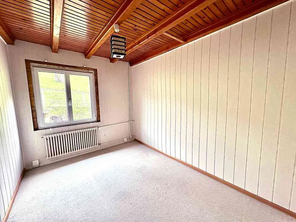 6-Zimmer-Wohnung mit Garten