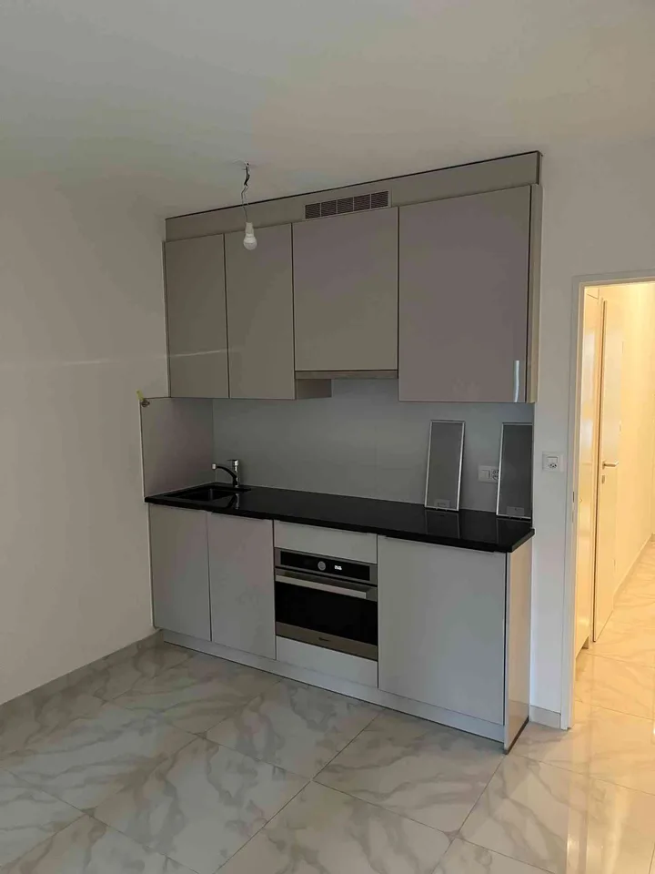 Ruhige und neuwertige 1.5-Zimmer-Wohnung beim Zoo Basel, Nähe Bahnhof – Foto 3 von 12