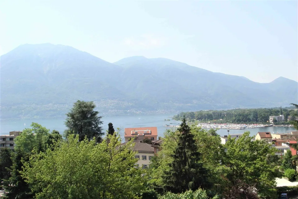 Muralto, möblierte Wohnung mit atemberaubendem Seeblick
