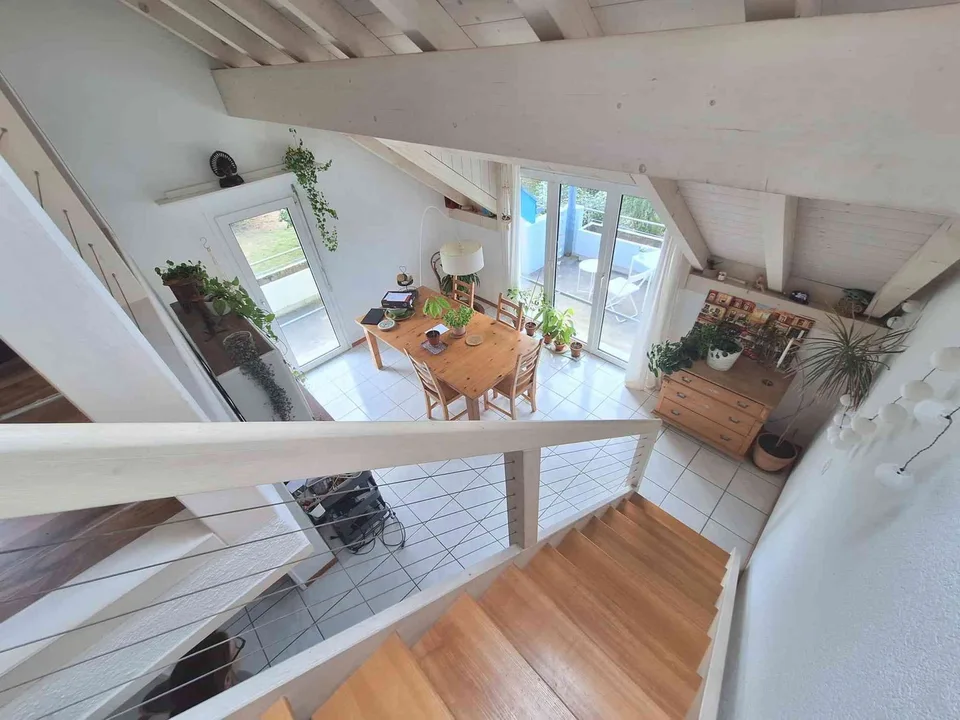 Charmant appartement maisonnette 4.5 pièces dans le calme Madiswil