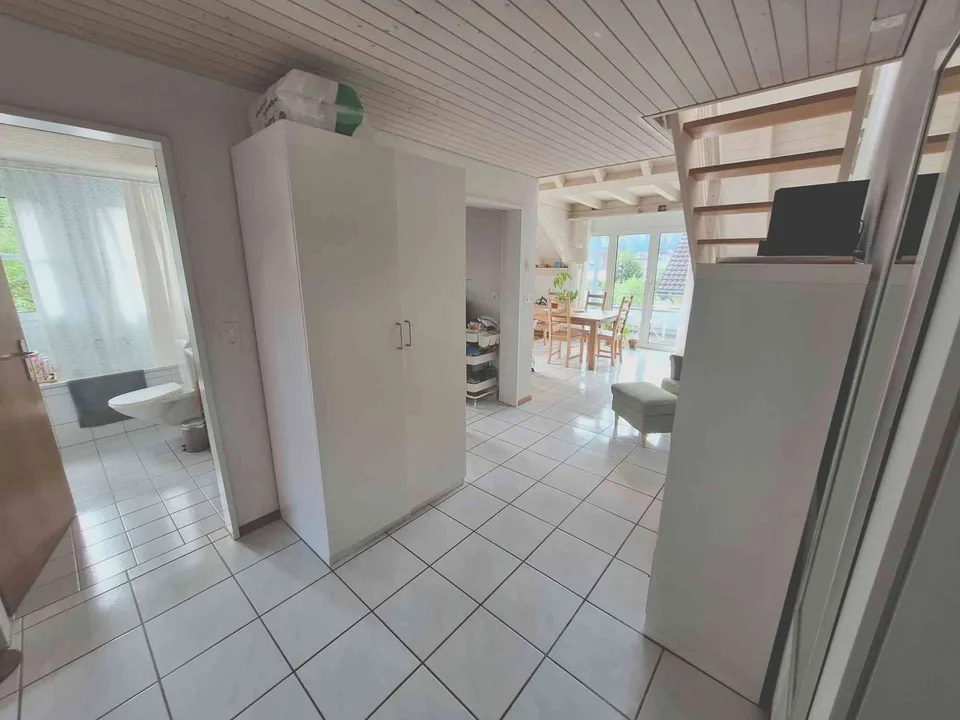Charmant appartement maisonnette 4.5 pièces dans le calme Madiswil