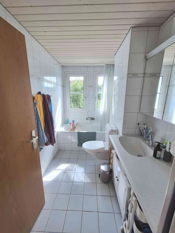 Charmant appartement maisonnette 4.5 pièces dans le calme Madiswil