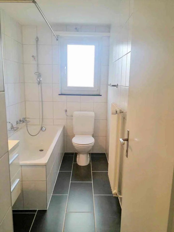Wohnen nahe Hallwilersee – grosse 3.5-Zimmer-Wohnung mit Südbalkon