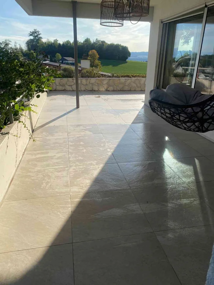 Wohnen mit Weitblick – 3.5-Zimmerwohnung mit Traumterrasse am Waldrand