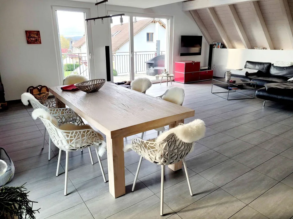Ruhige Dachwohnung mit attraktivem Grundriss – foto 6 di 9