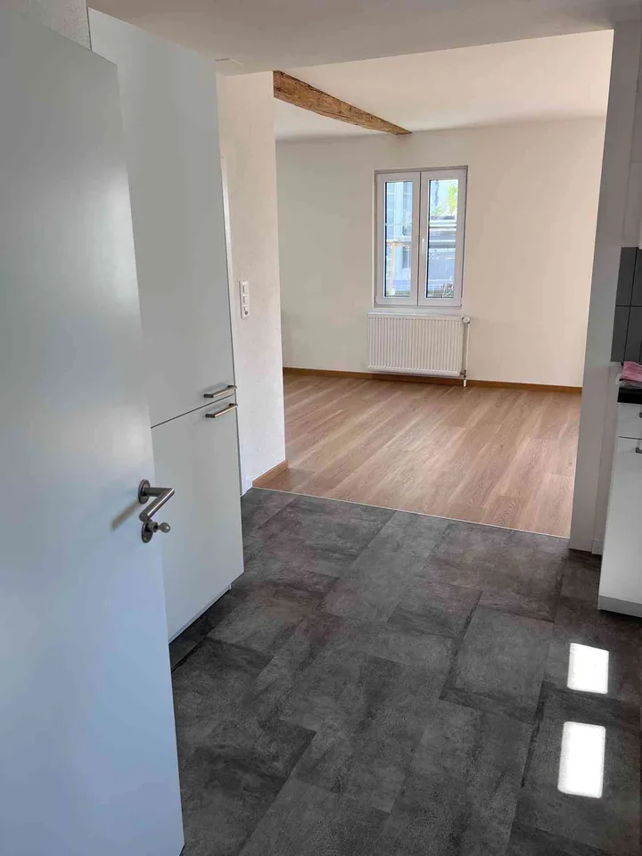 Sehr helle Wohnung mit Blick ins Grüne