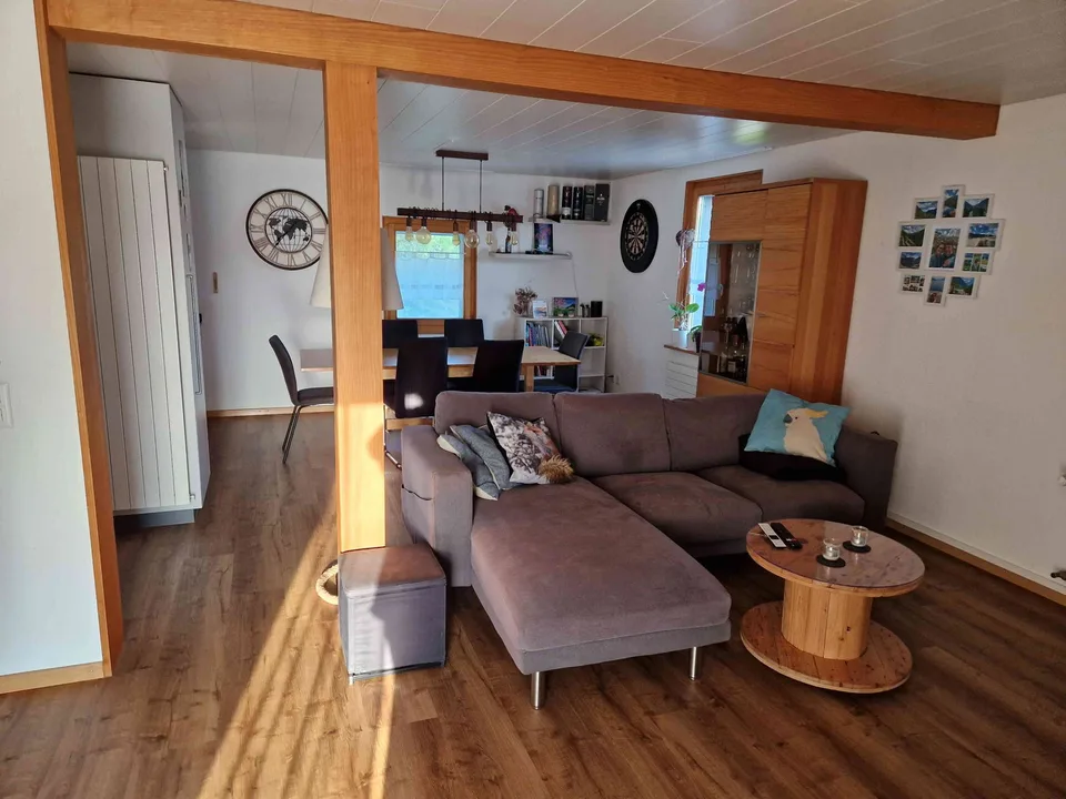 Moderne 3.5 Zimmer Wohnung mit grosser Terrasse