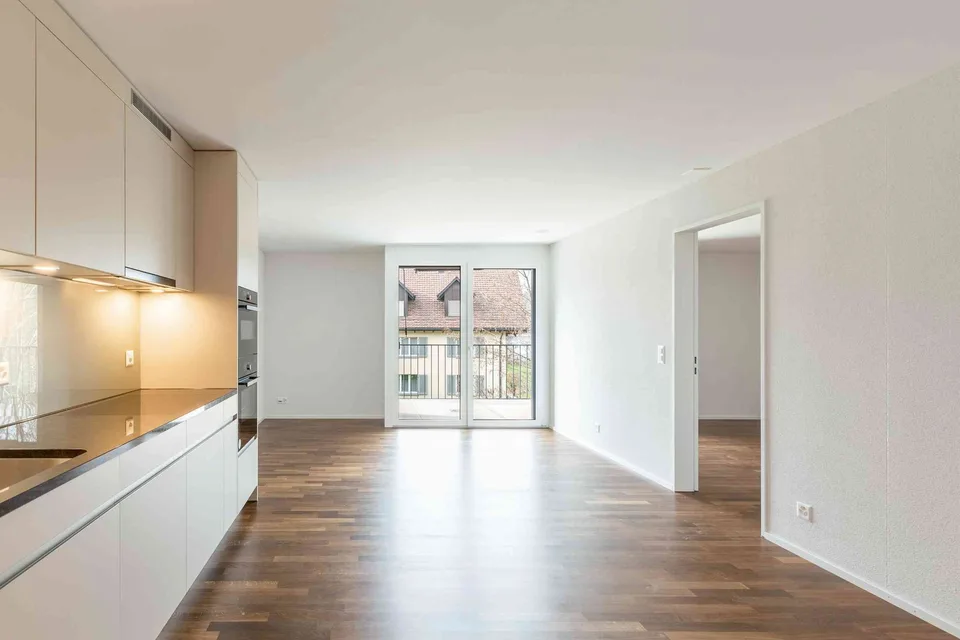 moderne 2.5 Zimmer Gartenwohnung Nahe Seeufer