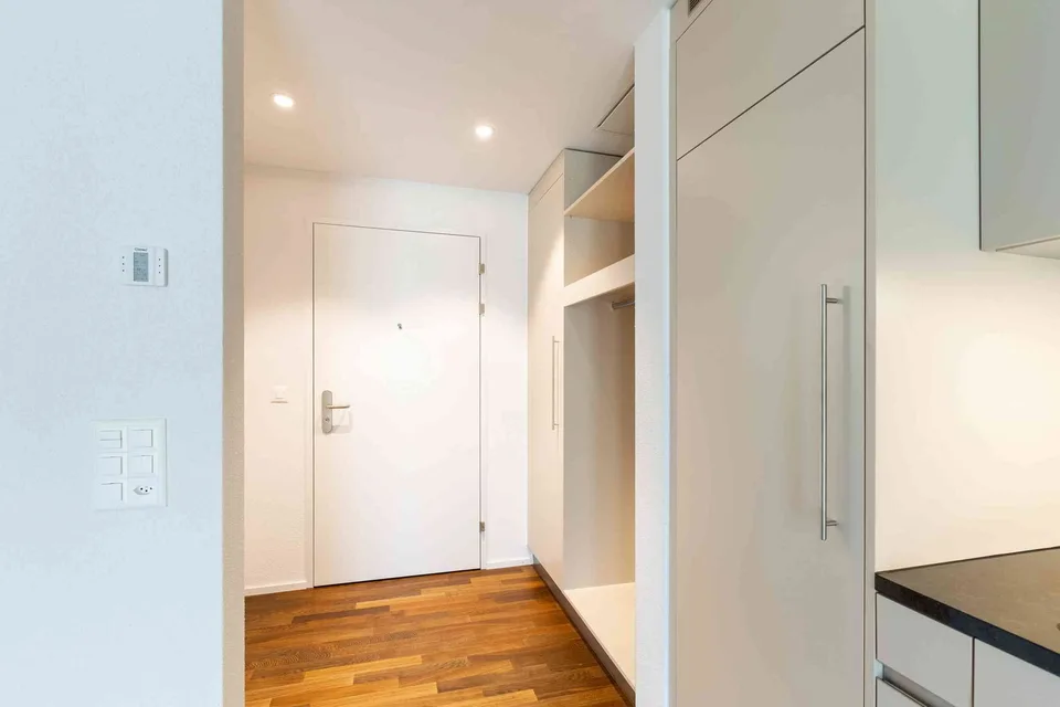 moderne 2.5 Zimmer Gartenwohnung Nahe Seeufer