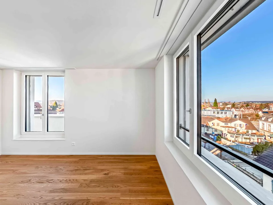 Modern attic apartment with great views, quiet, centrally located
