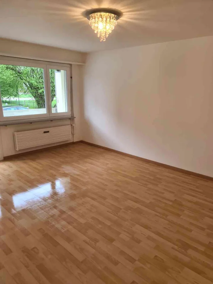 Ab 01.04.2027 vermieten wir eine 4-ZWG im 1.OG in Reiden