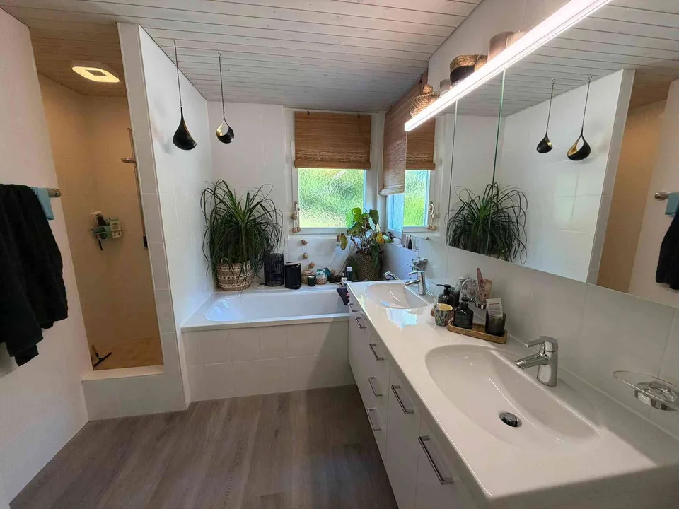 Einzigartige Maisonette Wohnung mit viel Privatsphäre und Bergsicht