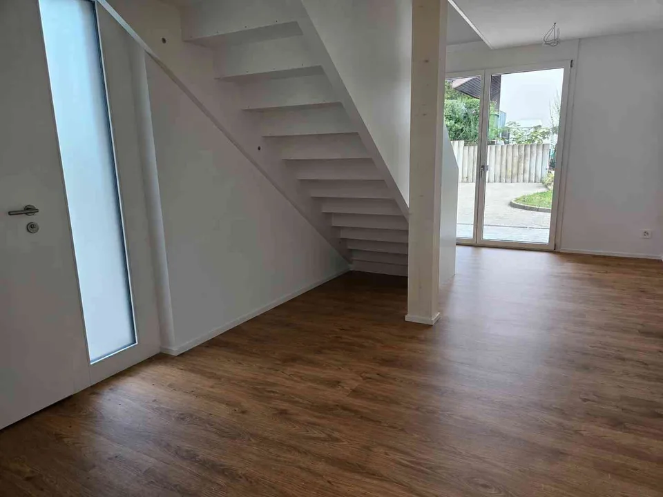 Erstvermietung: 3.5 Zimmer Neubau, 75 m² Sitzplatz, Balkon, Weitsicht