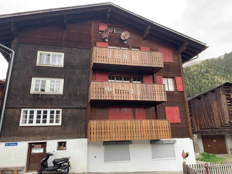 Gemütliche möblierte 5.5-Zimmer-Wohnung mit Bergblick in Sedrun