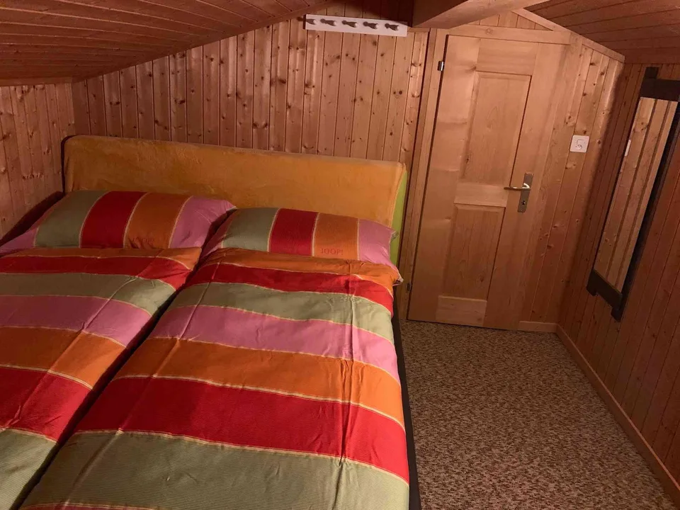 Gemütliche möblierte 5.5-Zimmer-Wohnung mit Bergblick in Sedrun