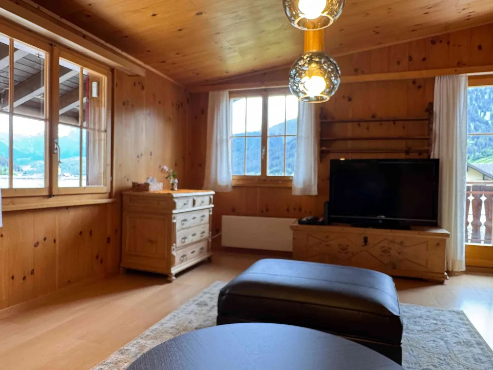 Gemütliche möblierte 5.5-Zimmer-Wohnung mit Bergblick in Sedrun