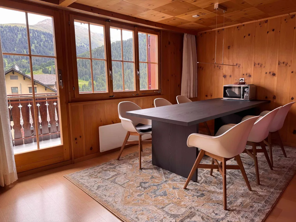 Gemütliche möblierte 5.5-Zimmer-Wohnung mit Bergblick in Sedrun