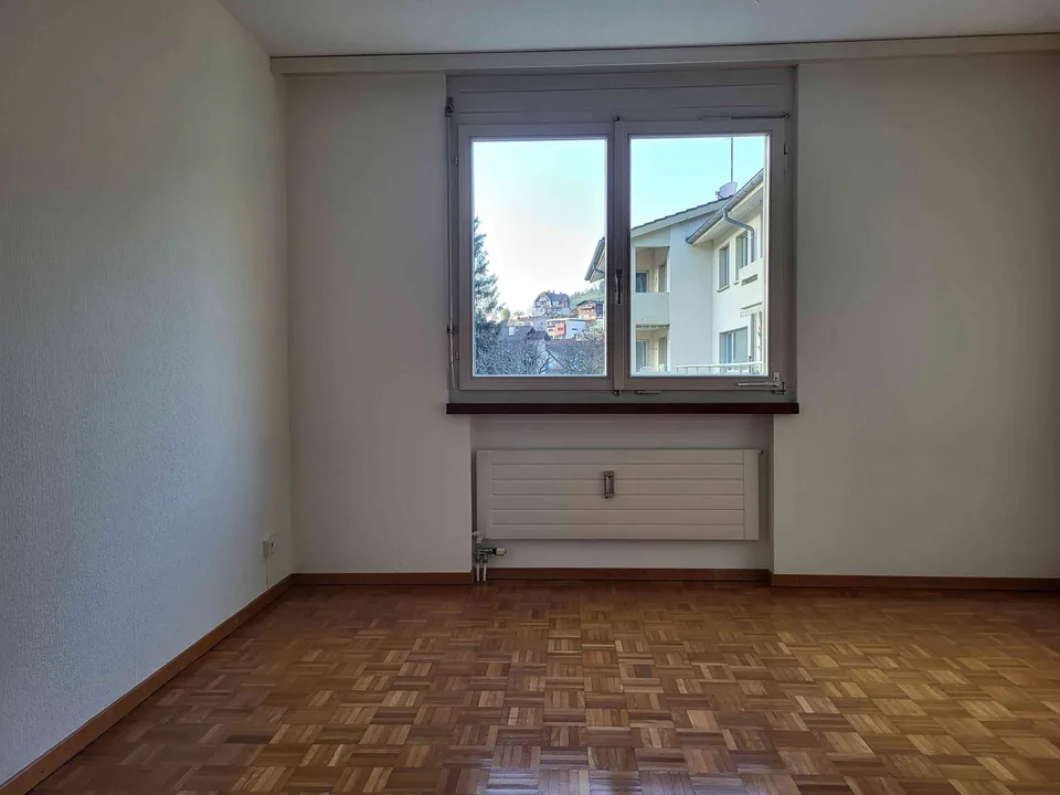Helle 4.5-Zimmer-Wohnung mit Seesicht in Weggis