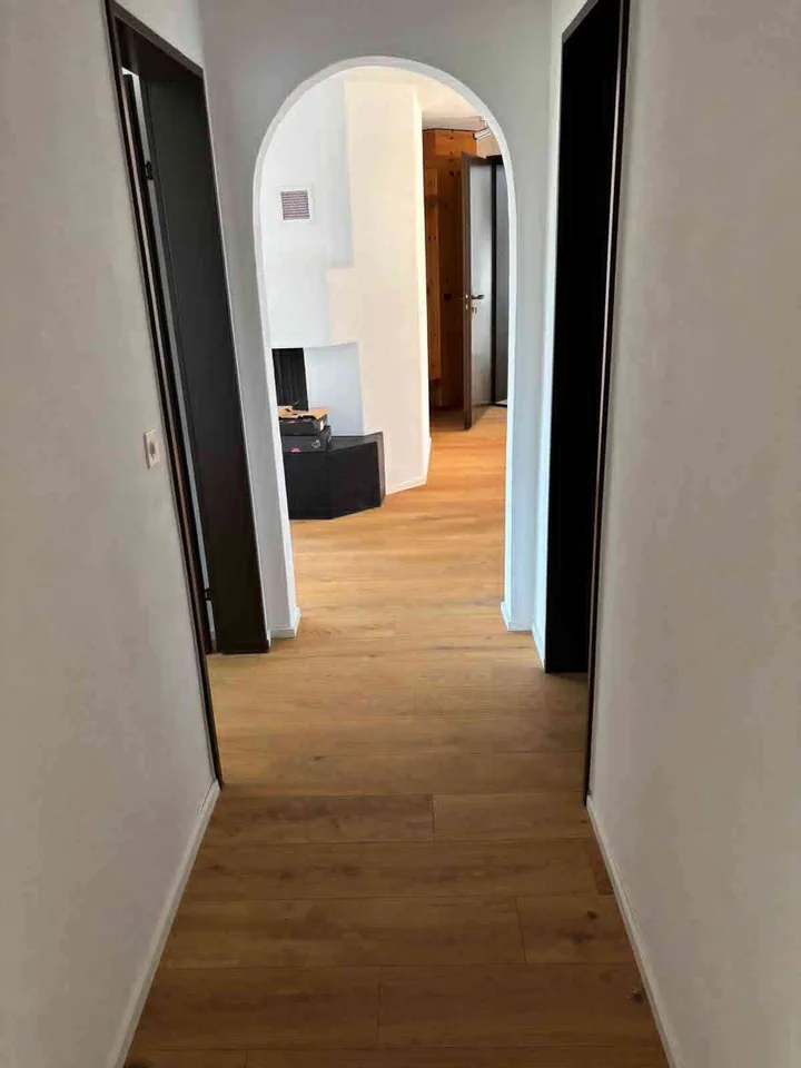 neu renovierte 4.5 Zi-Wohnung an bester Lage in Flims Dorf